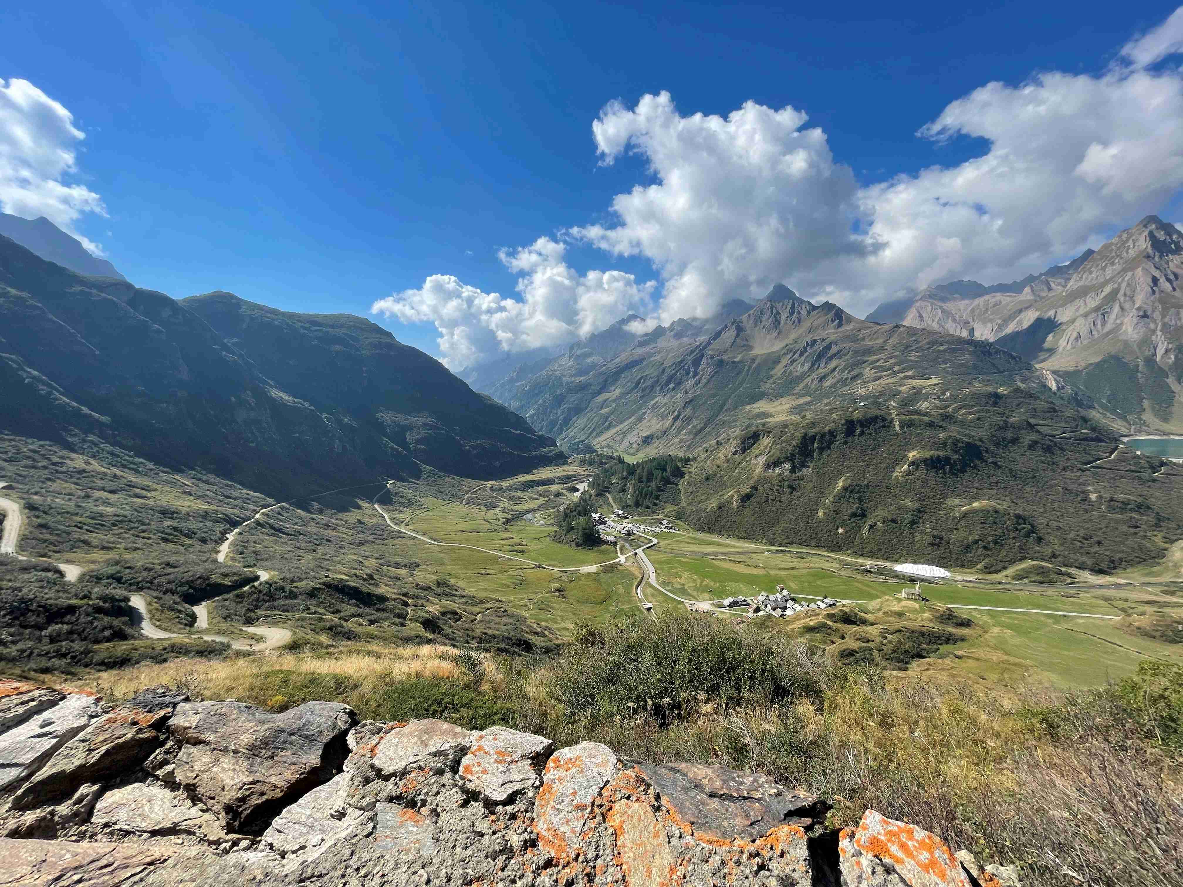 Panorama della conca di Riale