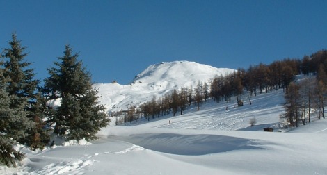 Temperature in forte calo e nevicate diffuse lunedì